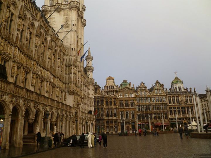Only a small part of the impressive Grand Place/Grote Markt..